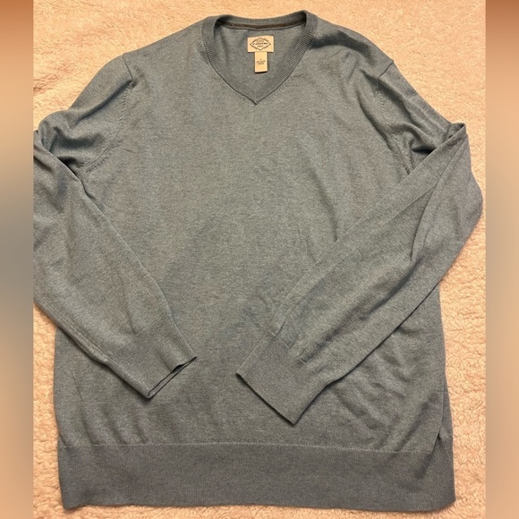 St. John's Bay Other - Men’s St John’s Bay V-neck Sweater